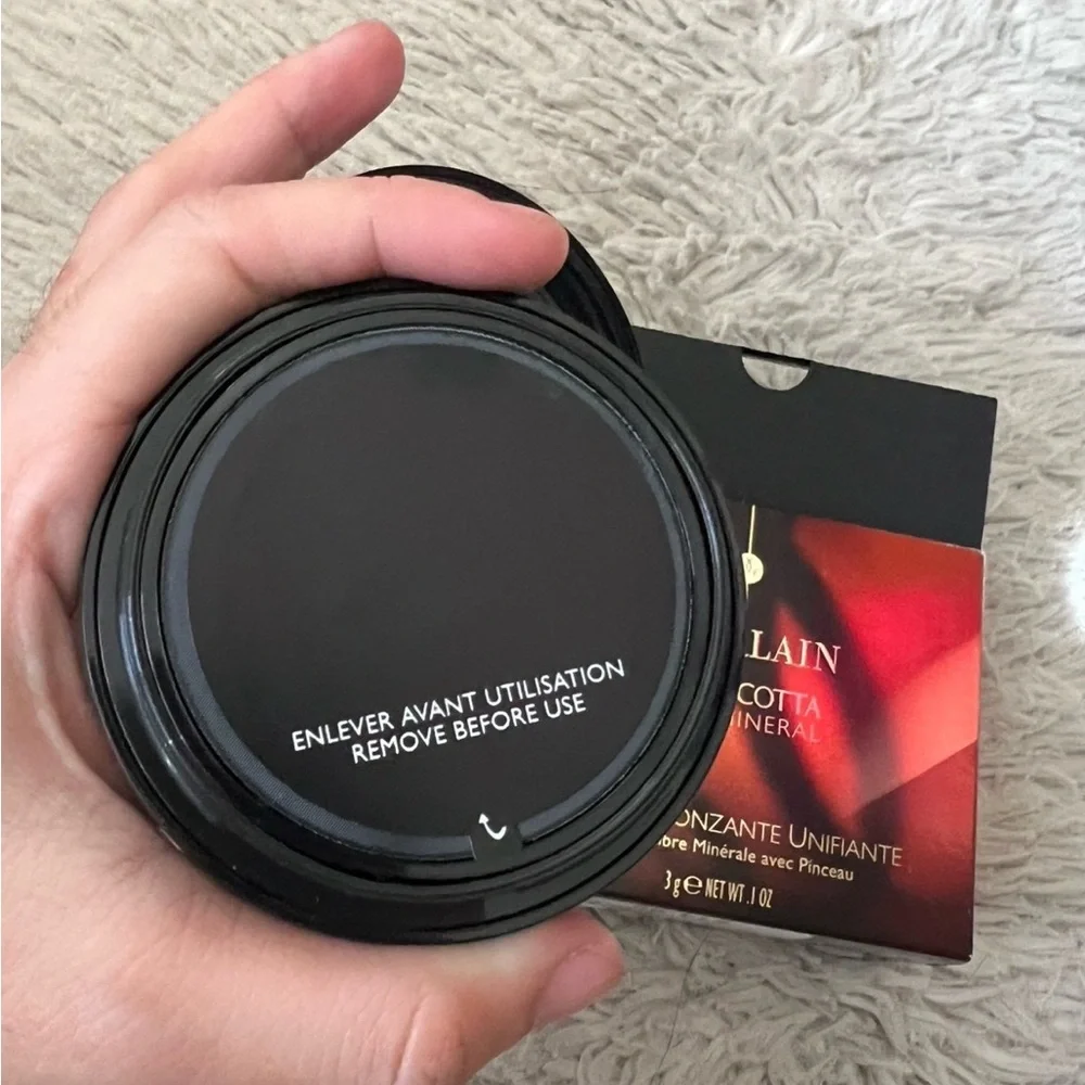 Guerlain Terracotta Mineral Flawless Bronzing Powder 01 Light NIB